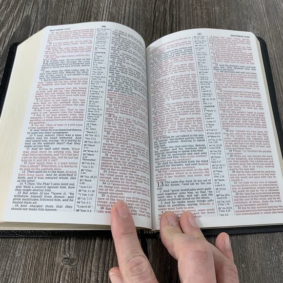 Holy Bible KJV Personal Reference CornerStone Genuine Bonded Leather Red Letter - Picture 11 of 11